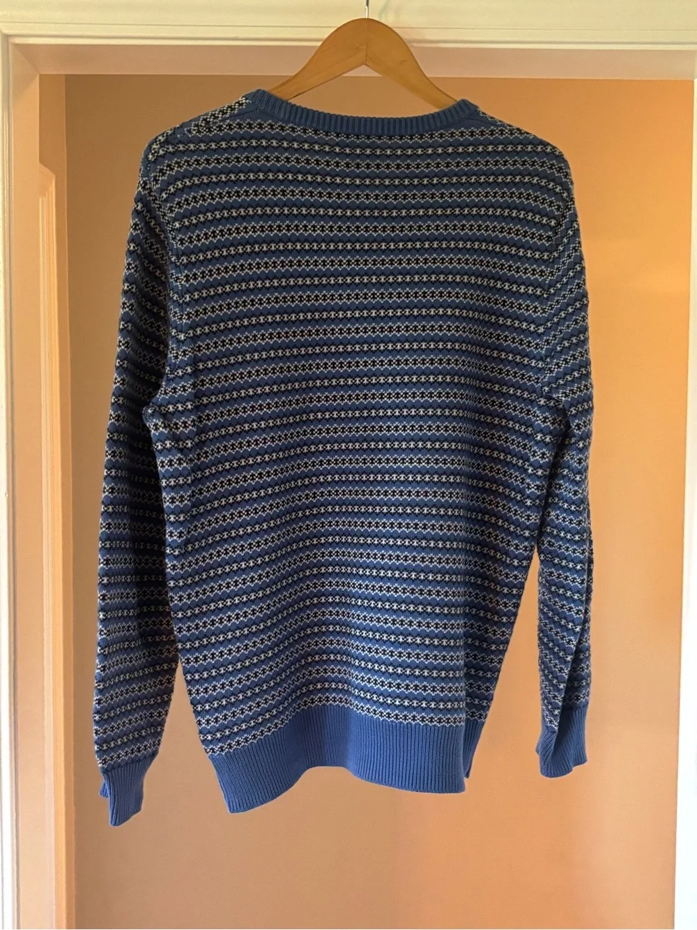 J. Crew Men's Blue and White Striped Pattern Crewneck Sweater